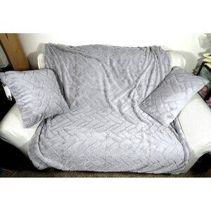 Aviva Stanoff Blanket 2 Pillow Set, Granite Grey Brick Design, Super Soft, MSRP